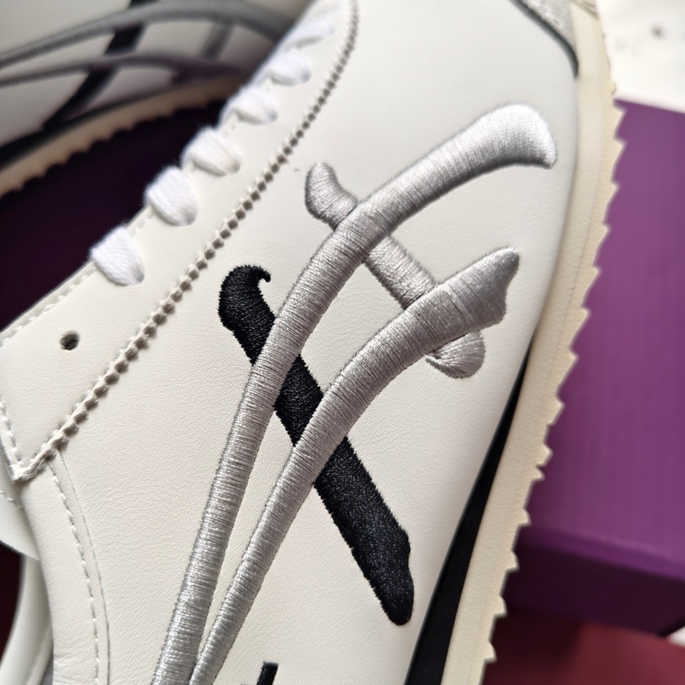Onitsuka Tiger by Asics White and Black Mexico 66 Sneakers - Picture 9 of 9